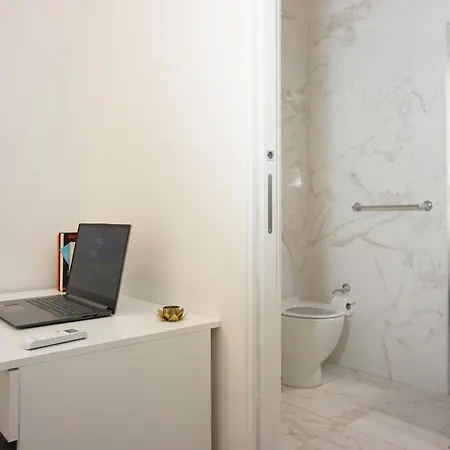 Unihome *